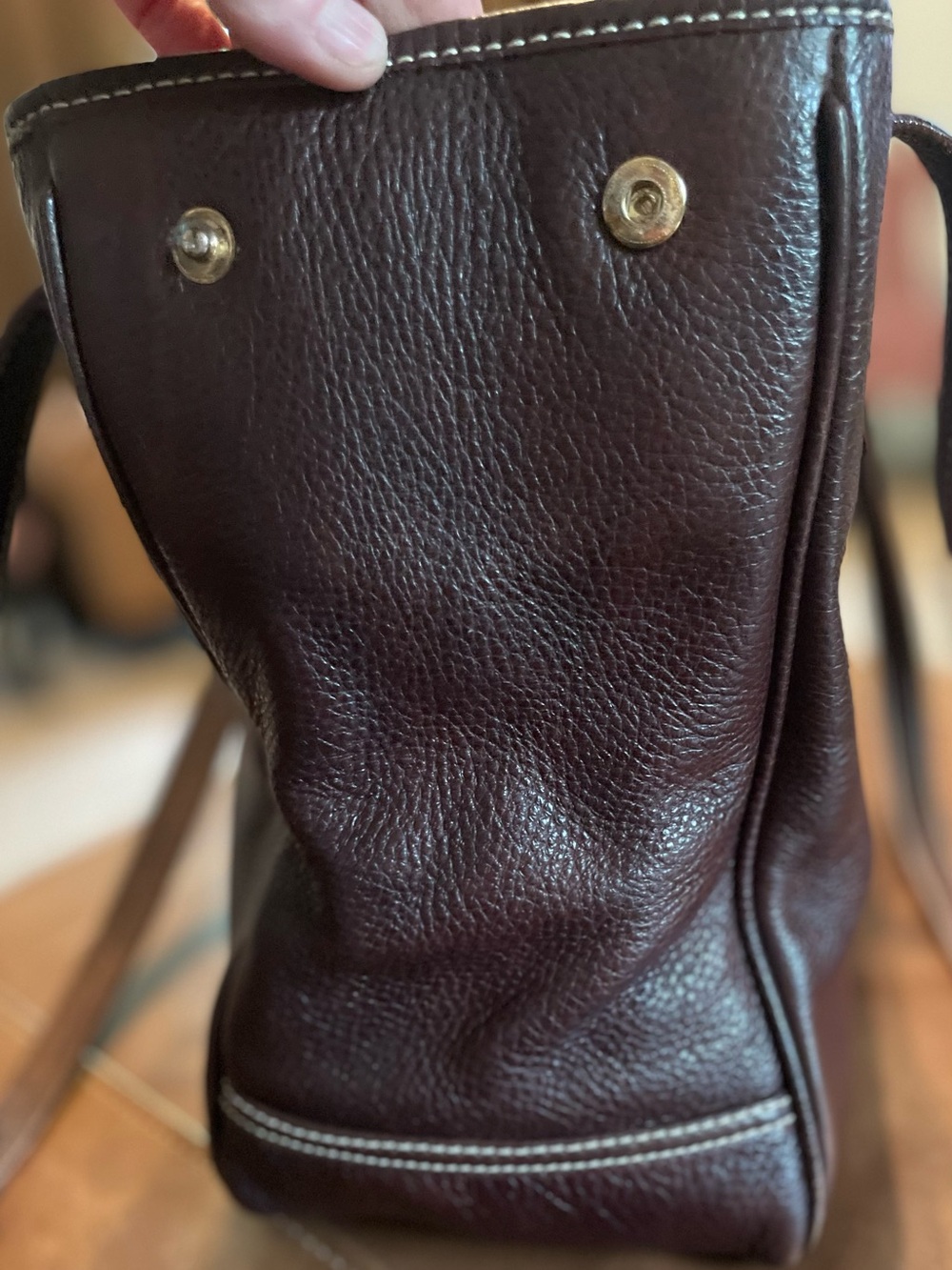 Dooney and Bourke, large Italian pebbled leather shoulder bag. NWOT - Picture 10 of 12